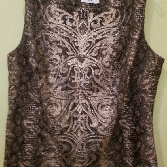 Top - Picture 5 of 5